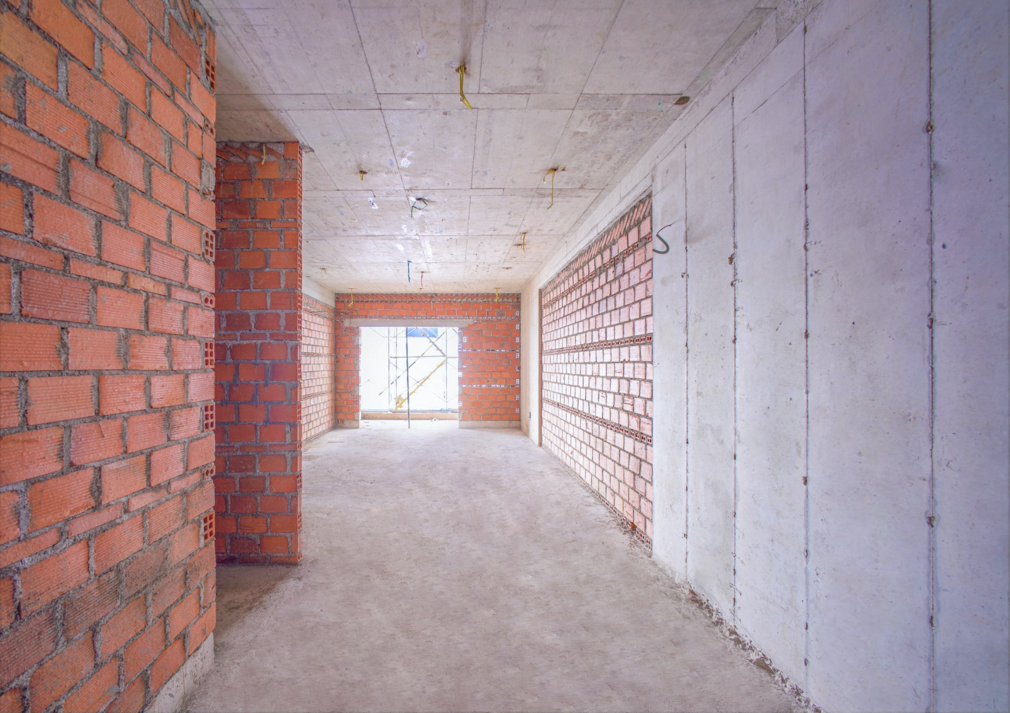 Tập Đoàn Hưng Thịnh tổ chức lễ cất nóc dự án Quy Nhơn Melody - xây tường tầng 21 block Tropical